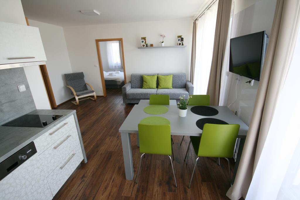 Apartmány Apollon Resort Lednice Exterior foto