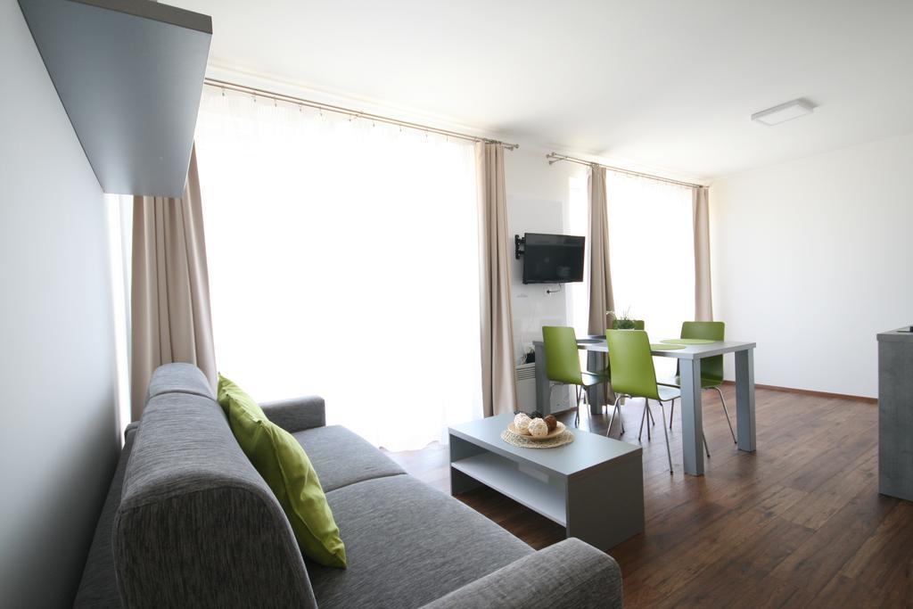 Apartmány Apollon Resort Lednice Exterior foto