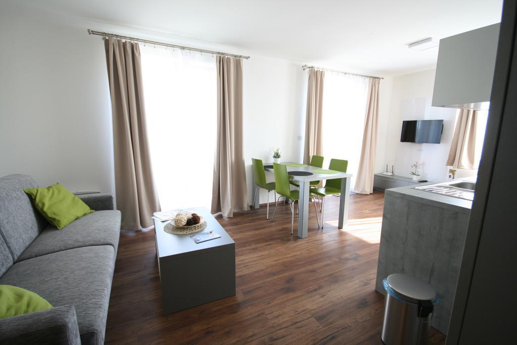 Apartmány Apollon Resort Lednice Exterior foto